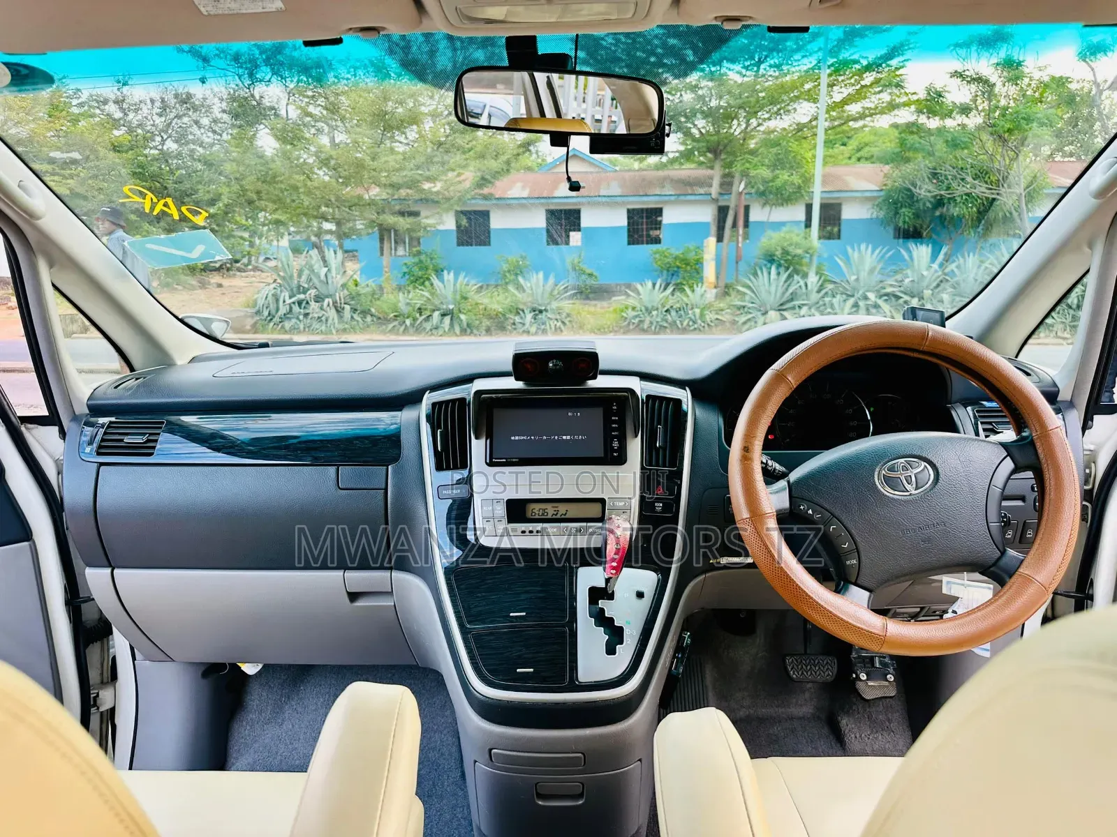 Toyota Alphard 2006 White