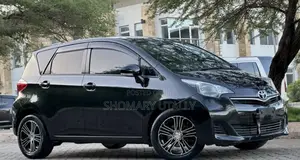 Toyota Ractis 2012 Black