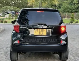 Toyota Ractis 2012 Black