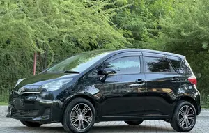 Toyota Ractis 2012 Black