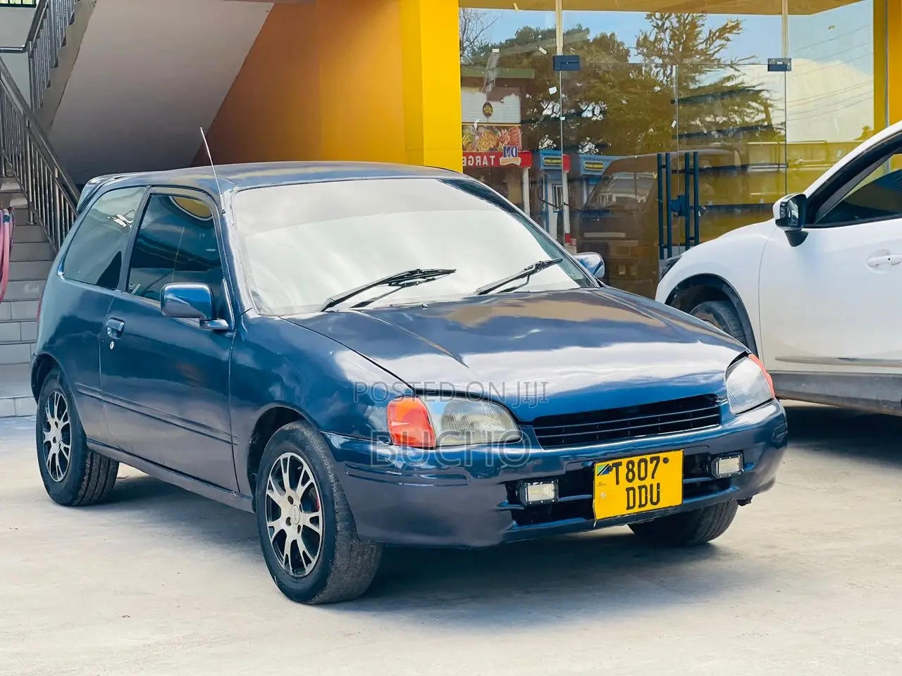 Toyota Starlet 2000 Blue