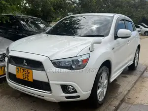 Mitsubishi RVR 2.0 2012 White