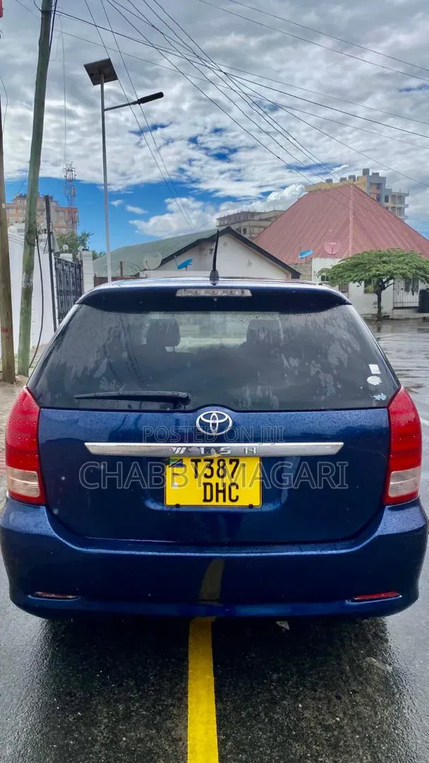 Toyota Wish 2006 Blue