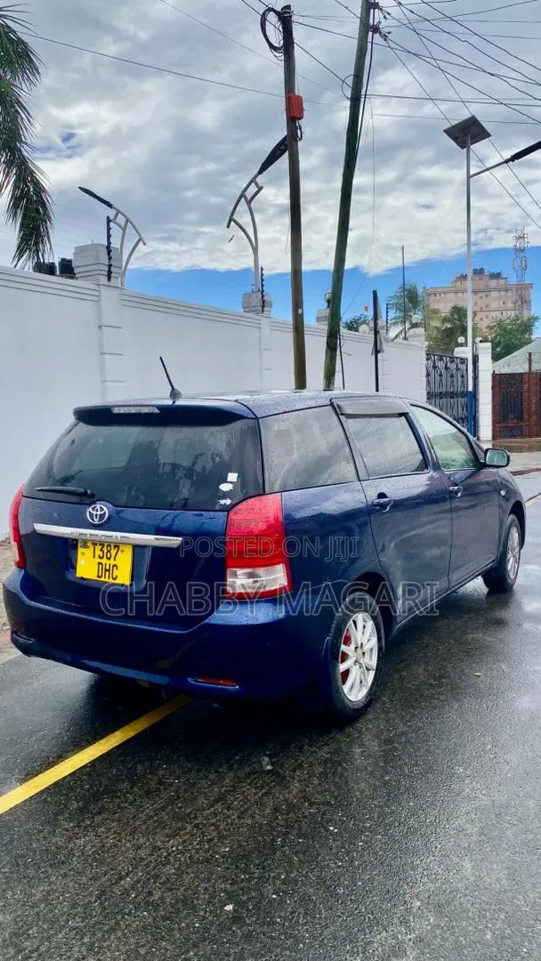 Toyota Wish 2006 Blue