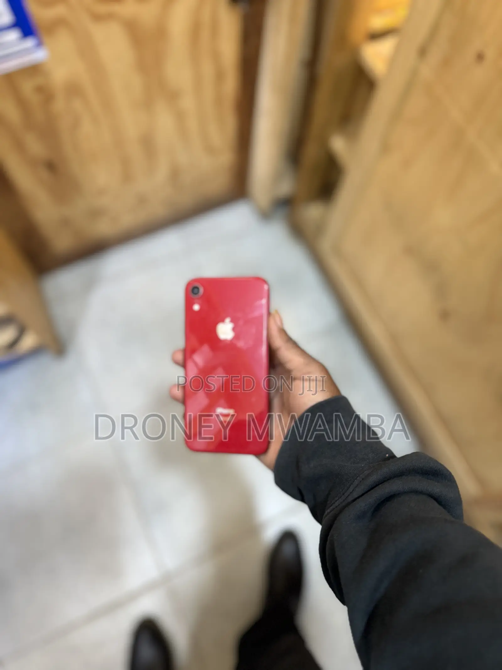 Apple iPhone XR 64 GB Red