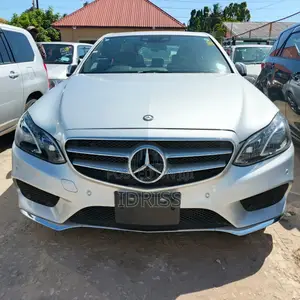 Mercedes-Benz E250 2016 Silver