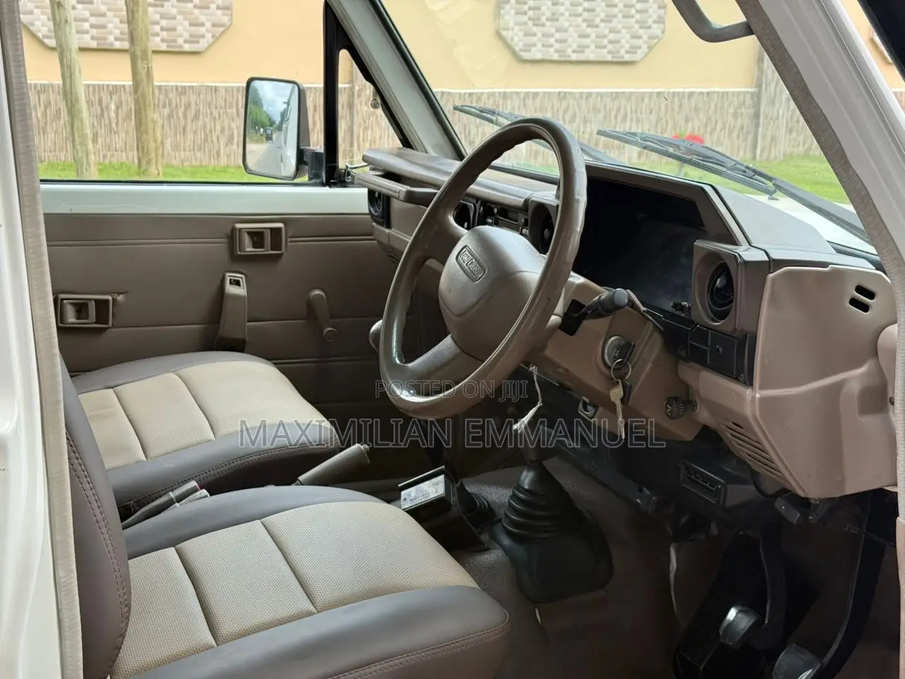 Toyota Land Cruiser 2005 White