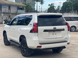 Toyota Land Cruiser Prado 2.7 2021 White