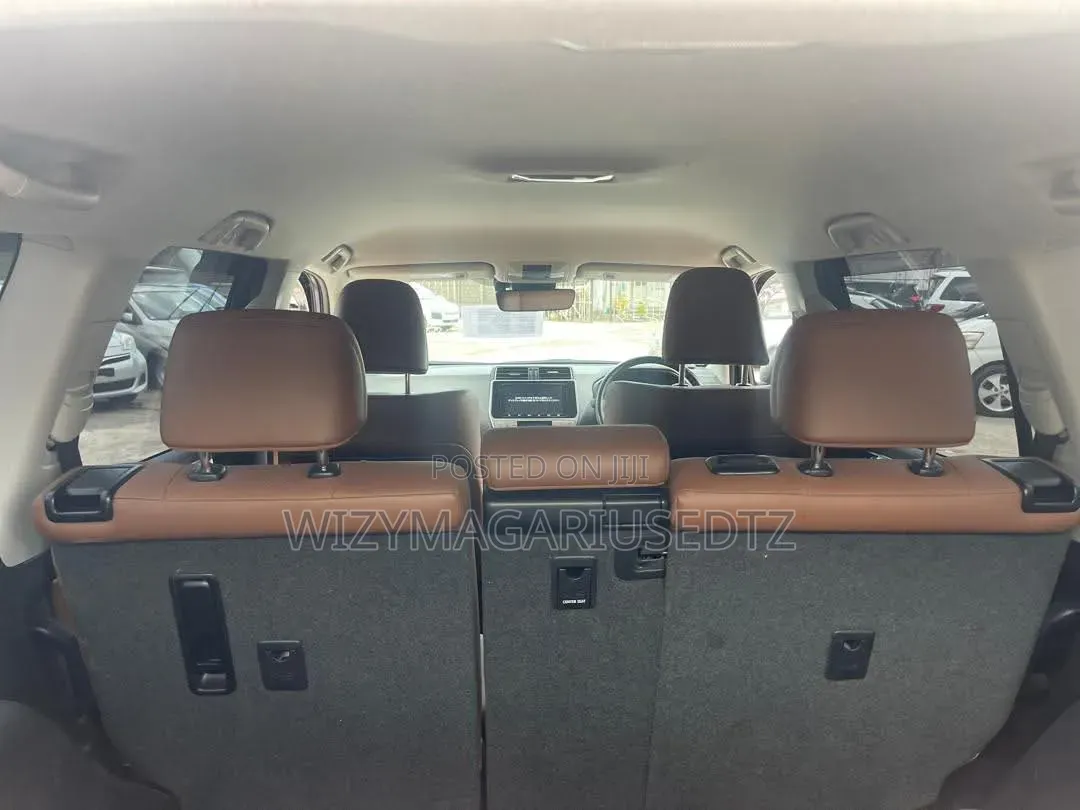 Toyota Land Cruiser Prado 2.7 2021 White