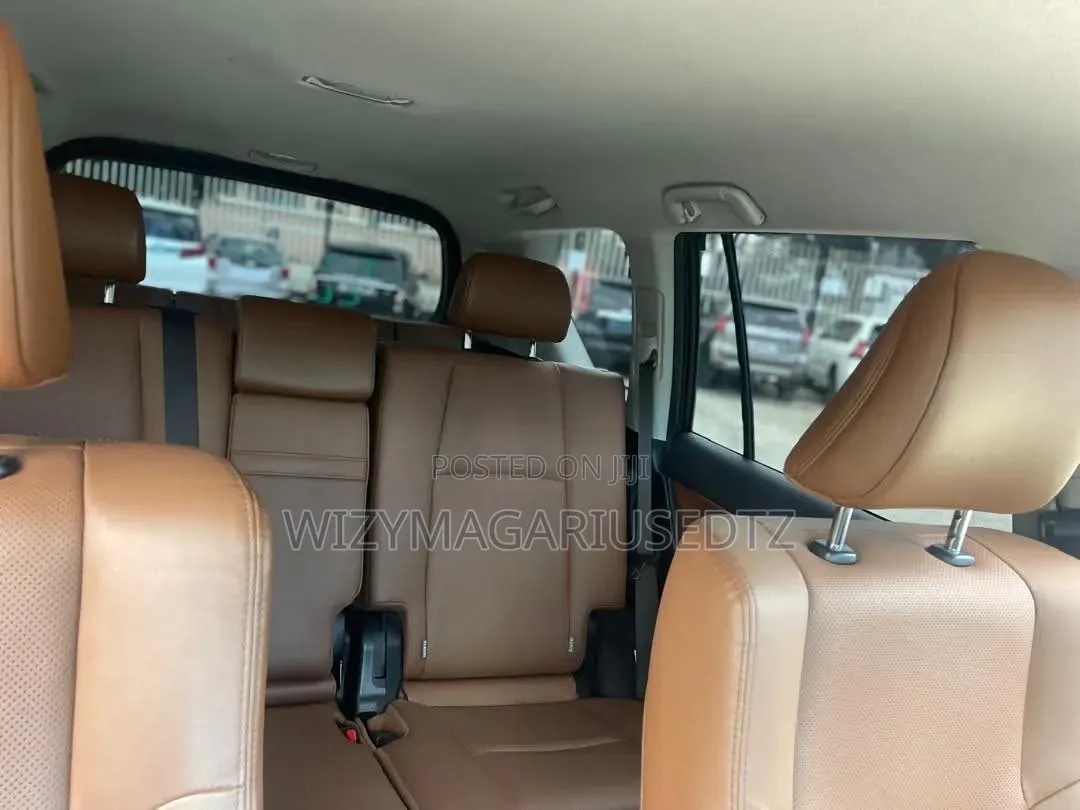 Toyota Land Cruiser Prado 2.7 2021 White
