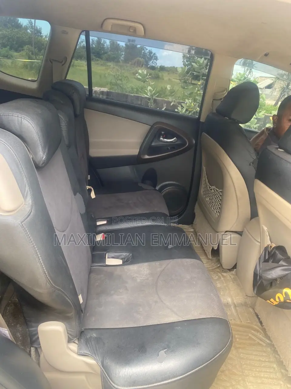 Toyota Vanguard 2010 Black