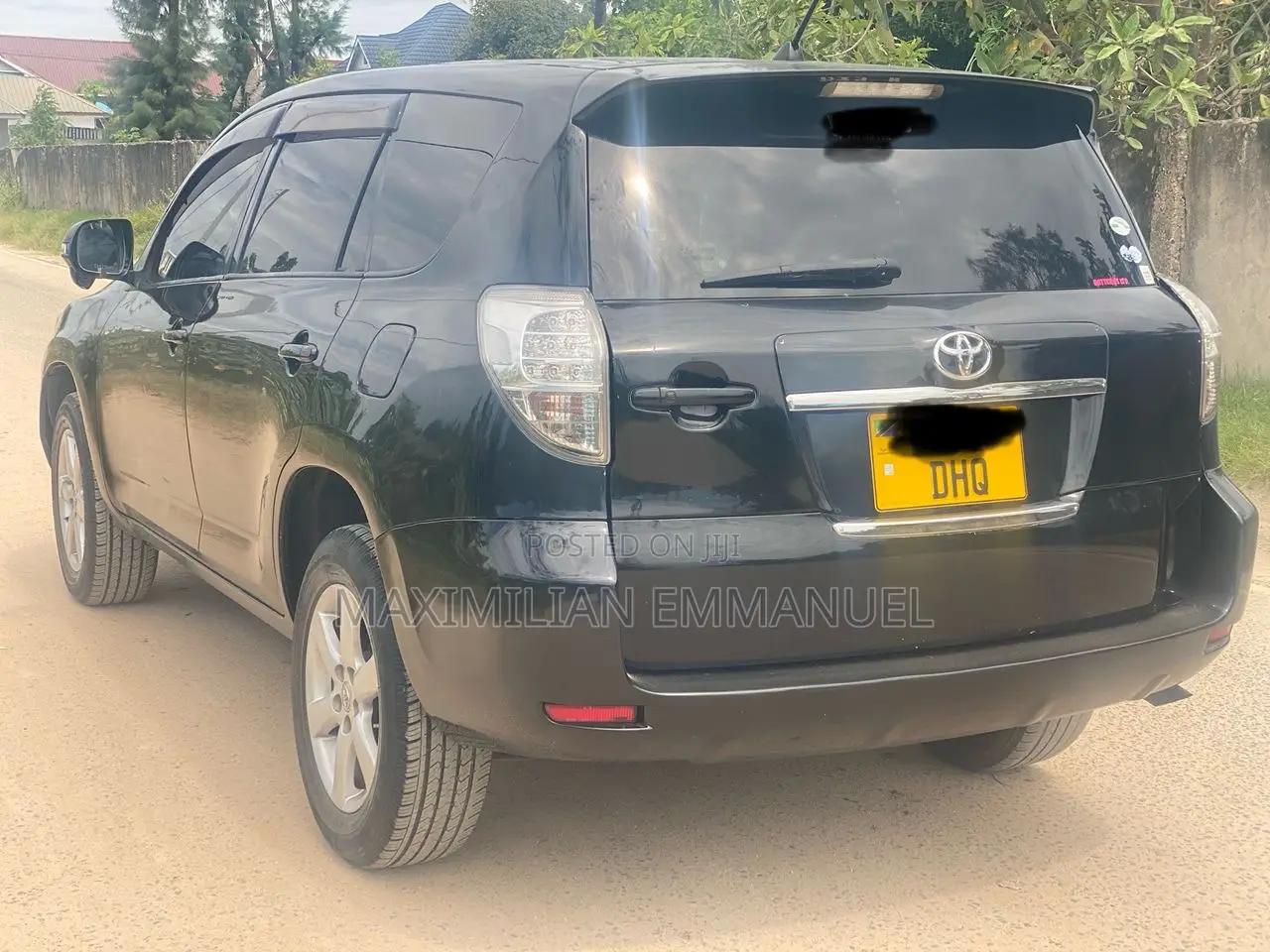 Toyota Vanguard 2010 Black