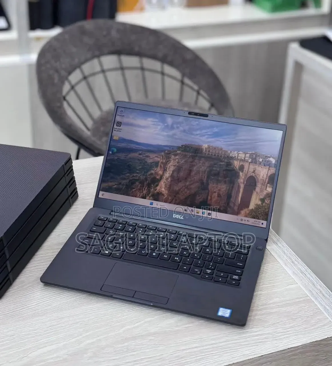 Laptop Dell Latitude 7300 8GB Intel Core i7 SSD 256GB