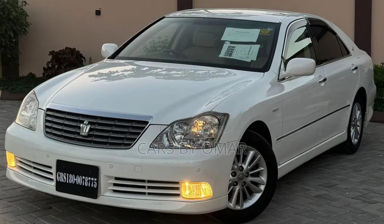 Toyota Crown 2007 White