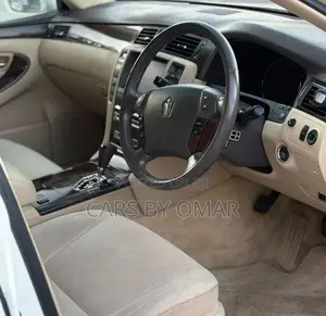 Toyota Crown 2007 White