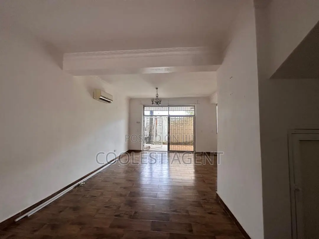 3bdrm Duplex in Coolest Estate, Oyster Bay for rent
