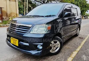 Toyota Noah 2005 Black