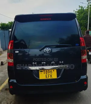 Toyota Noah 2005 Black