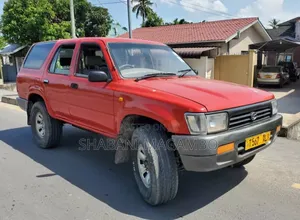 Toyota Hilux Surf 1996 Red