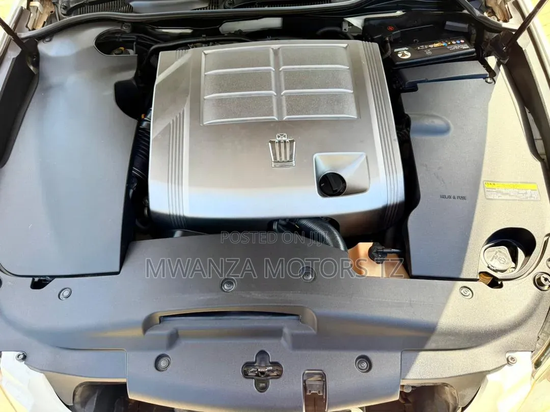 Toyota Crown 2009 Pearl