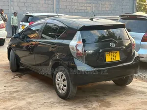 Toyota Aqua 2014 Black