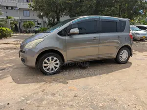 Toyota Ractis 2007 Gray
