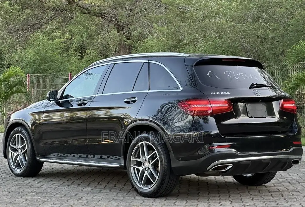Mercedes-Benz GLC-Class 2016 Black