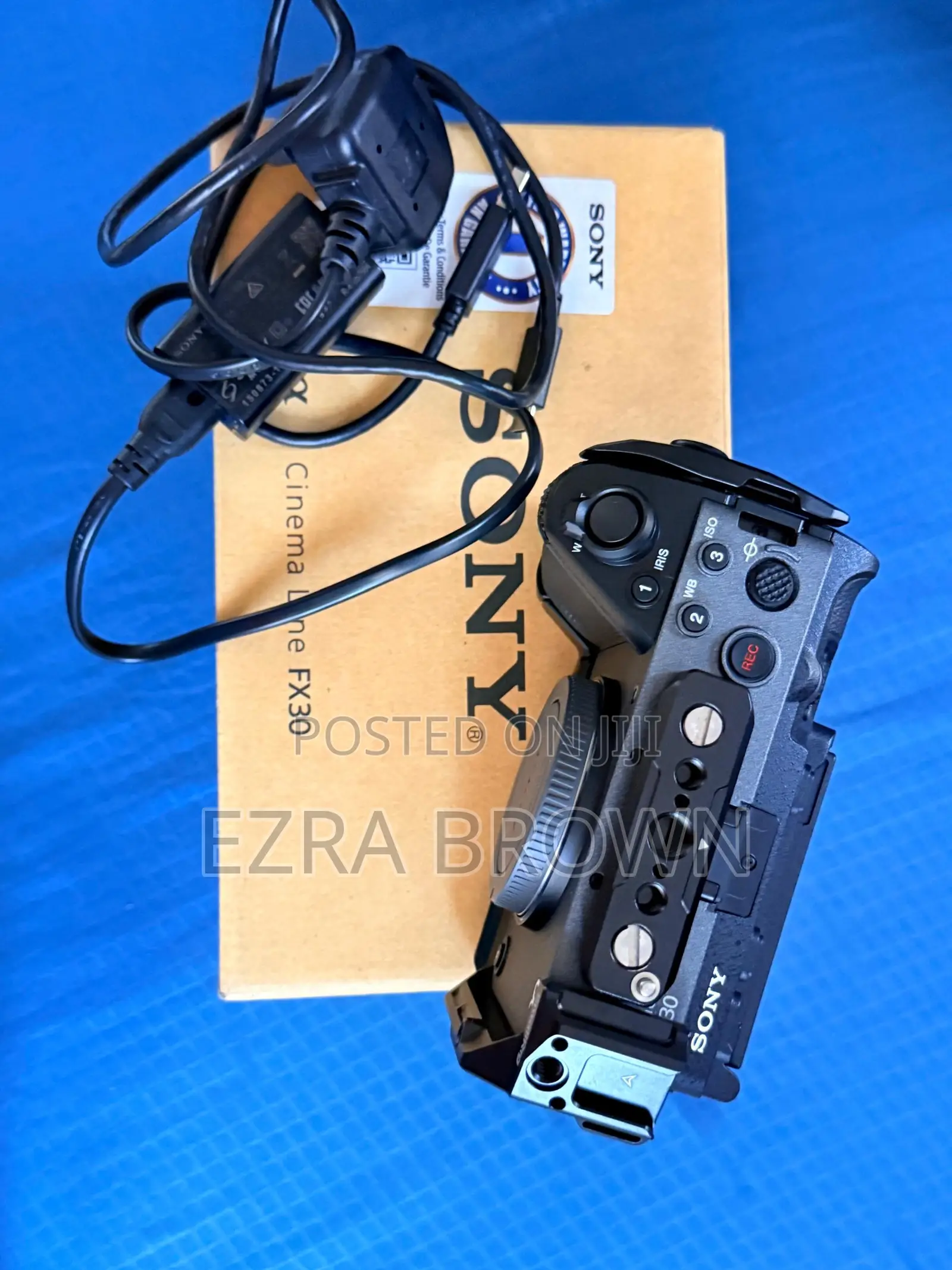 Sony Fx30 Cinema Camera + Cf Express 512 Gb Card