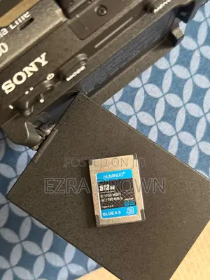 Sony Fx30 Cinema Camera + Cf Express 512 Gb Card