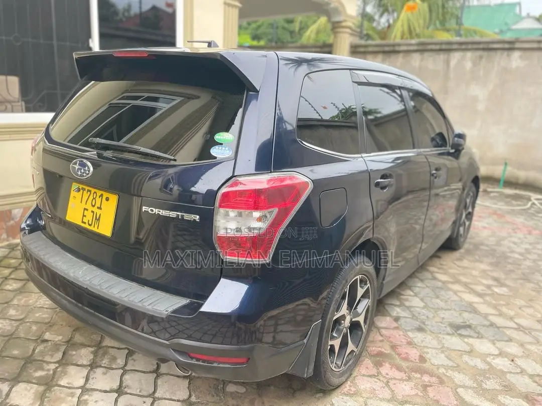 Subaru Forester 2014 Black