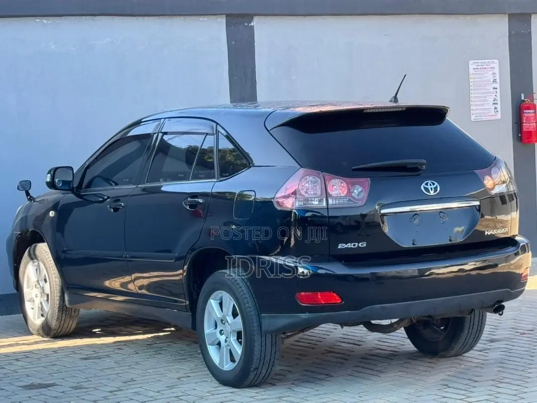 Toyota Harrier 2006 Black