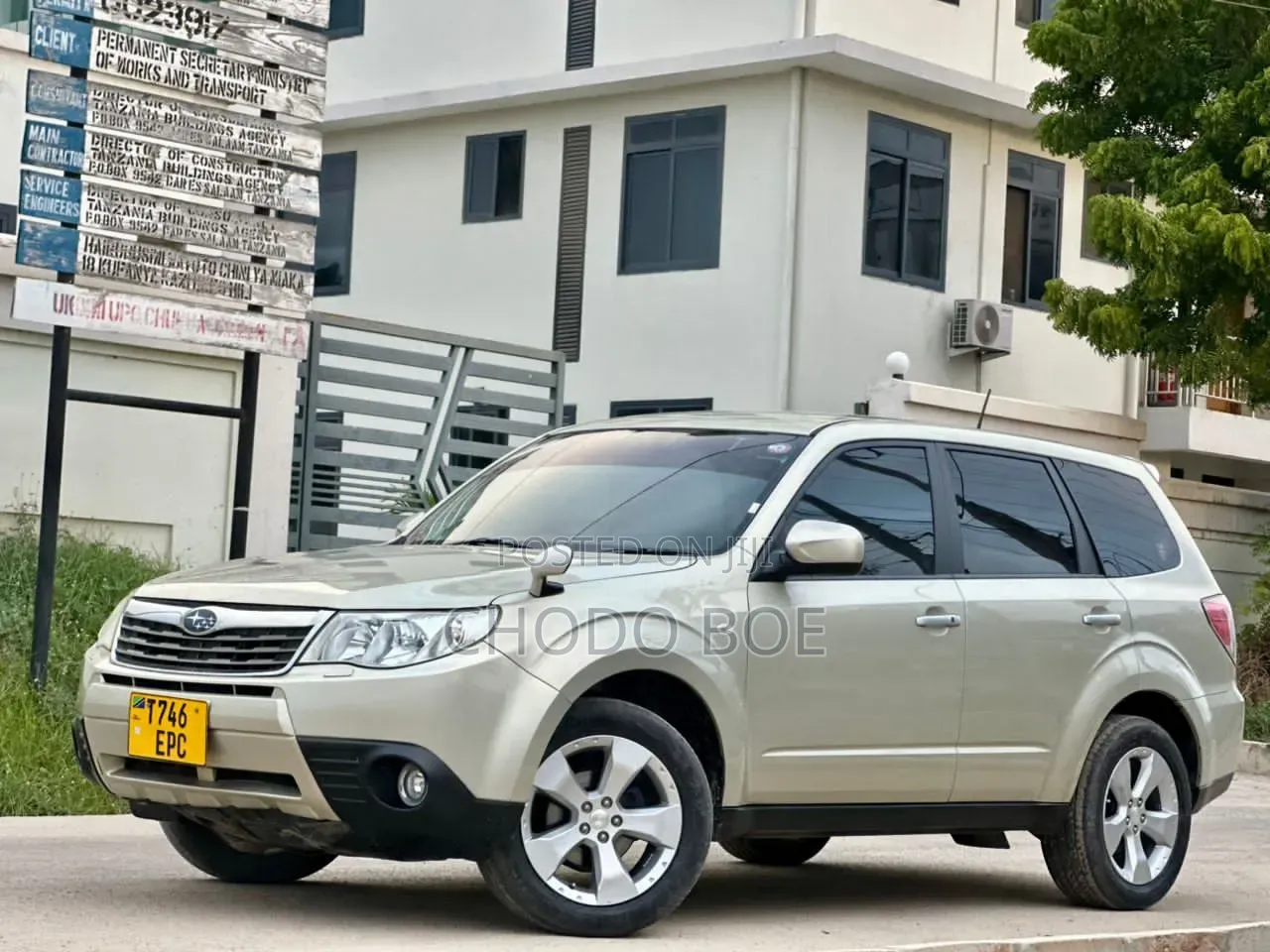 Subaru Forester 2009 Gold