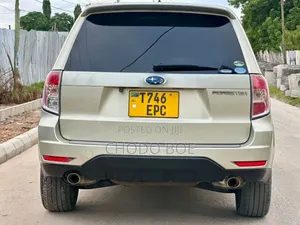 Subaru Forester 2009 Gold
