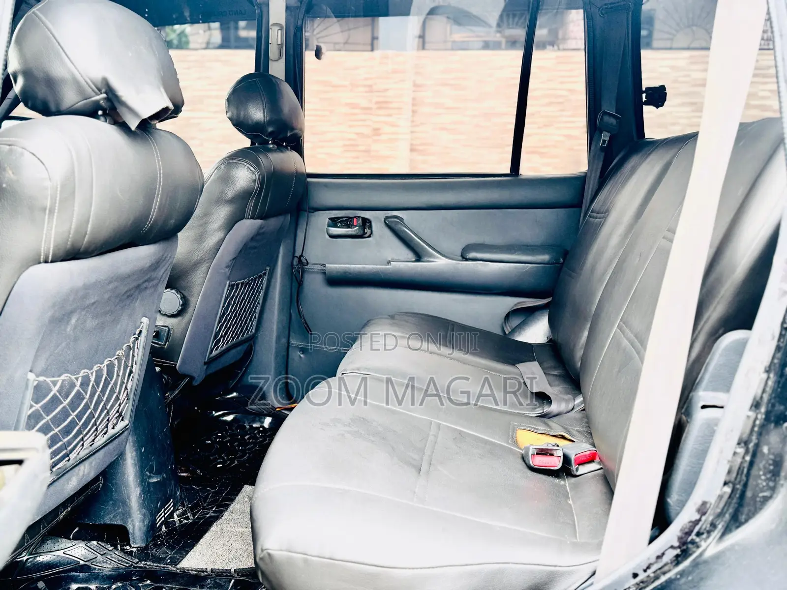 Toyota Land Cruiser 1998 Black