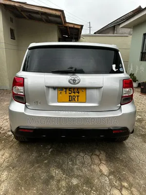 Toyota IST 2008 Silver