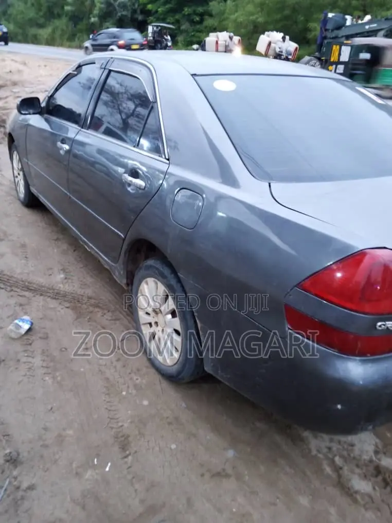Toyota Mark II 2003 Gray