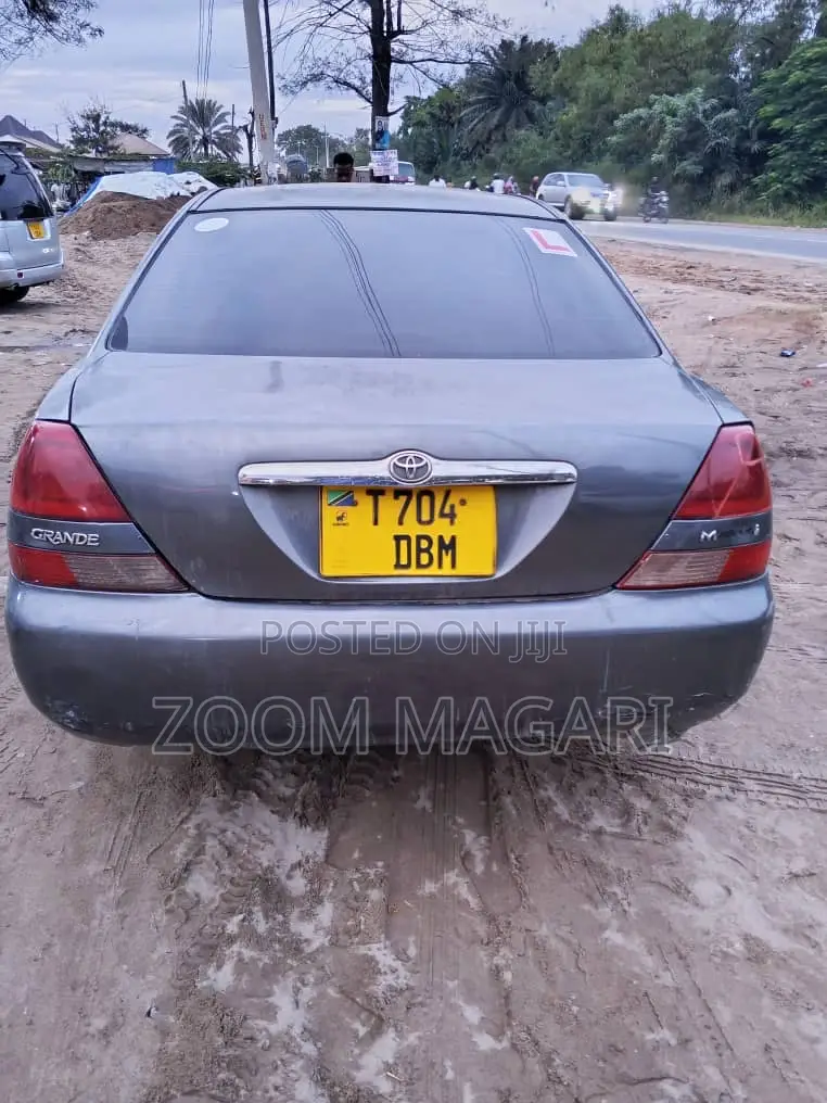 Toyota Mark II 2003 Gray