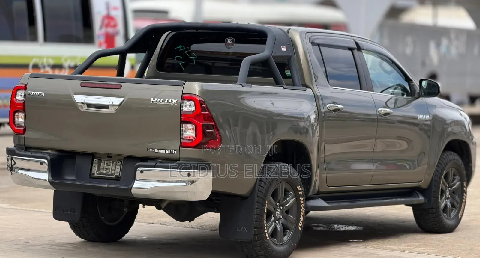 Toyota Hilux 2021 Beige
