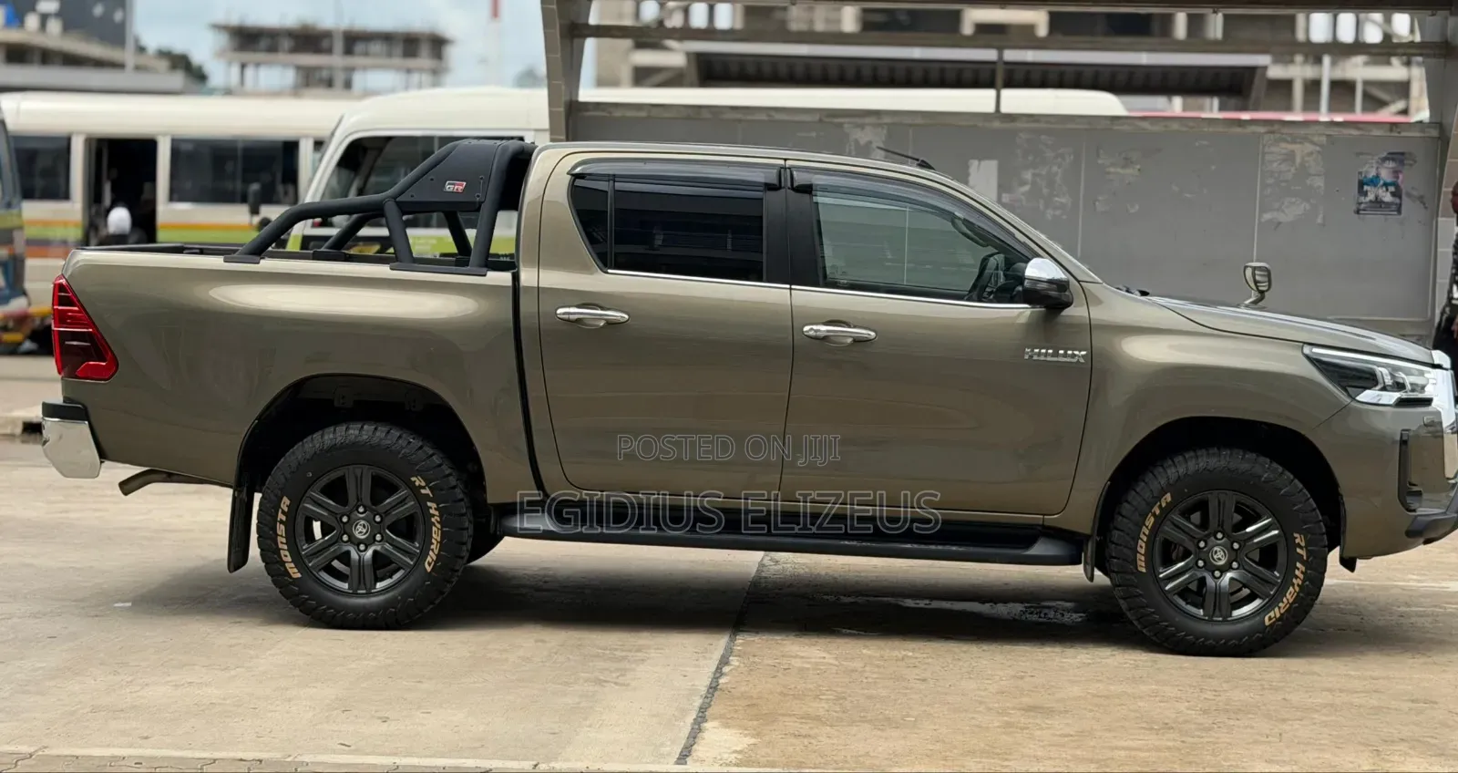 Toyota Hilux 2021 Beige