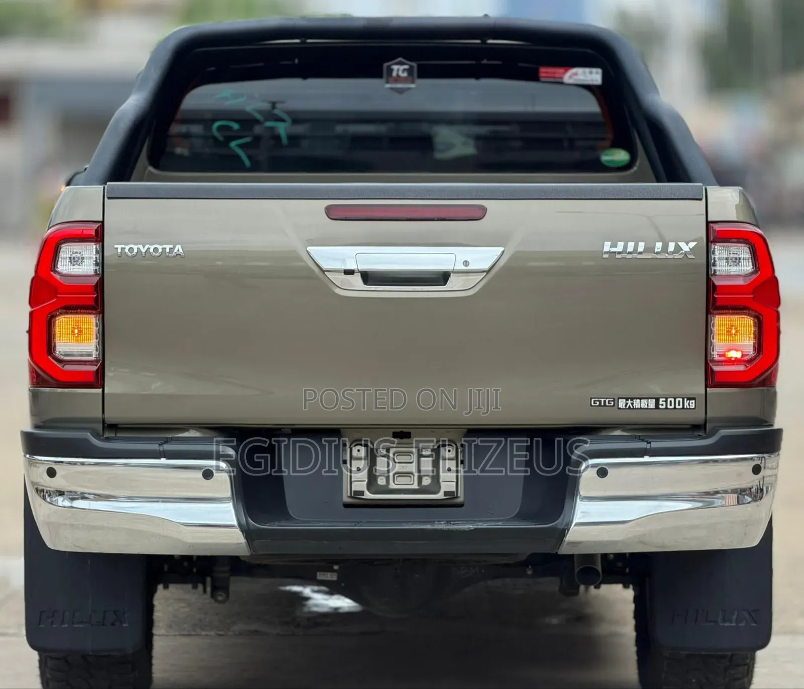 Toyota Hilux 2021 Beige