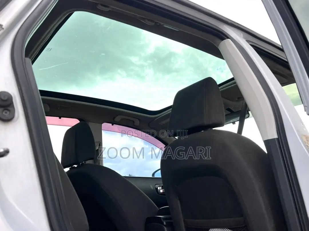 Nissan Dualis 2006 Off white