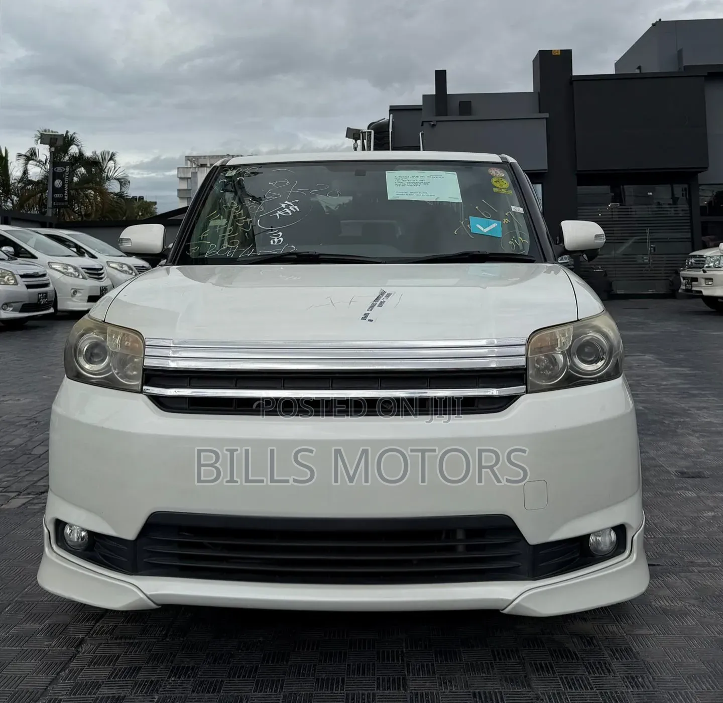 Toyota Corolla Rumion 2011 White