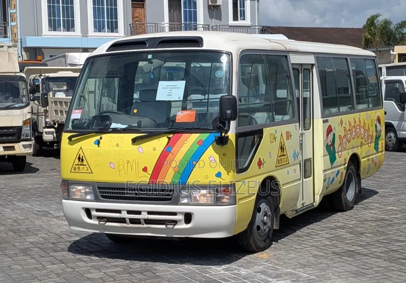 Toyota Coaster 2005 Yellow