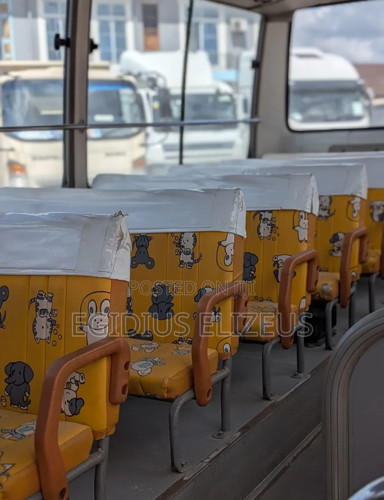 Toyota Coaster 2005 Yellow