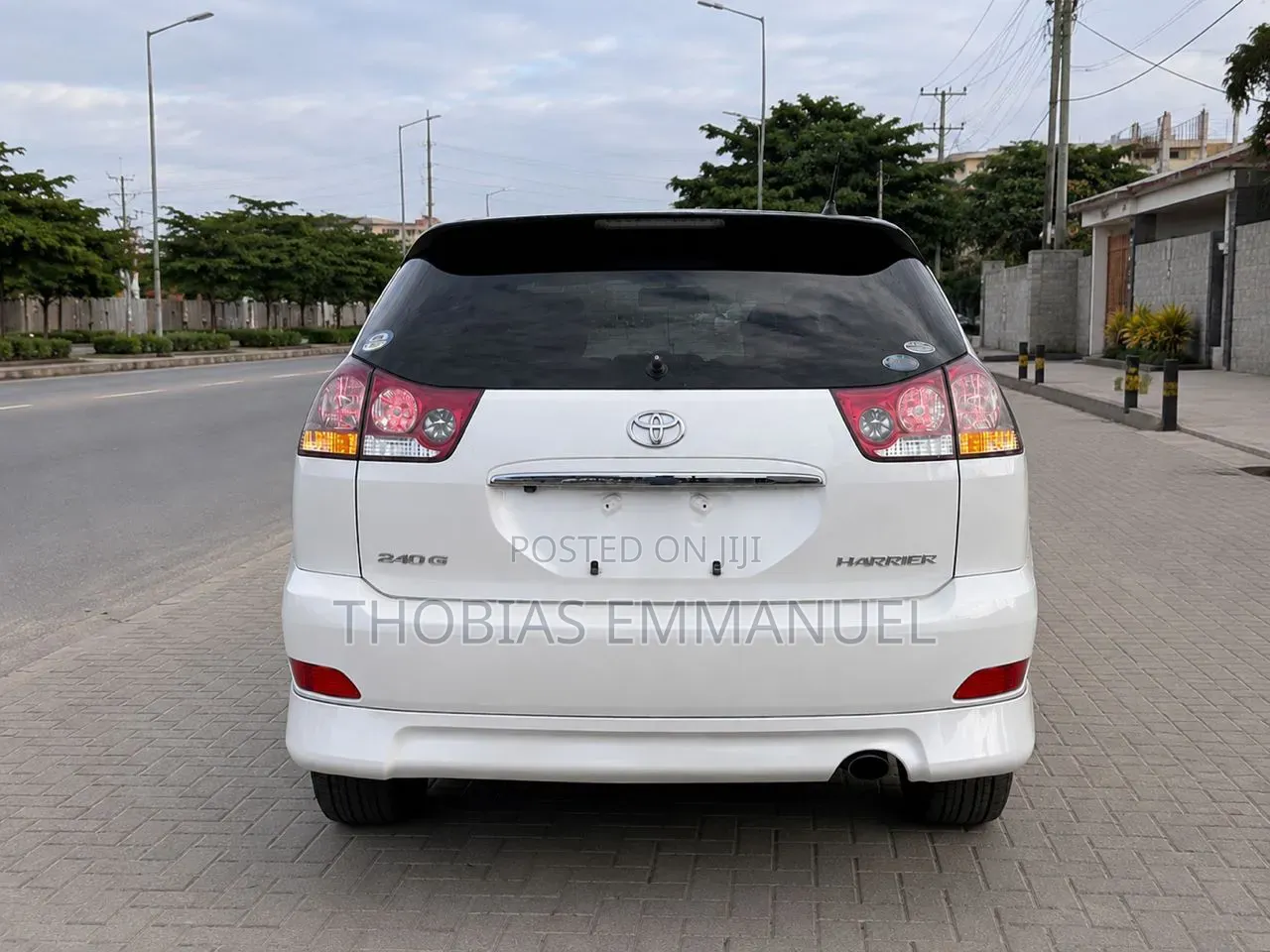 Toyota Harrier 2007 White