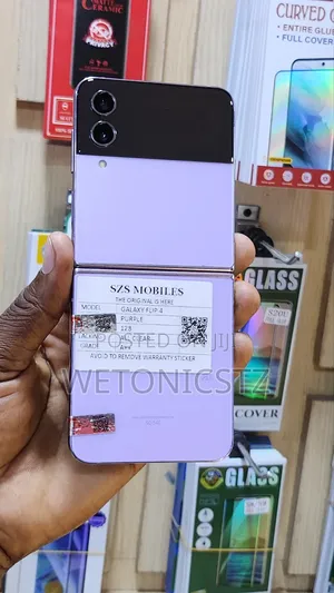 Samsung Galaxy Z Flip4 128 GB Purple