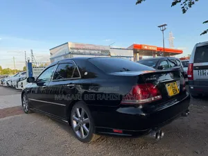 Toyota Crown Royale 2005 Black