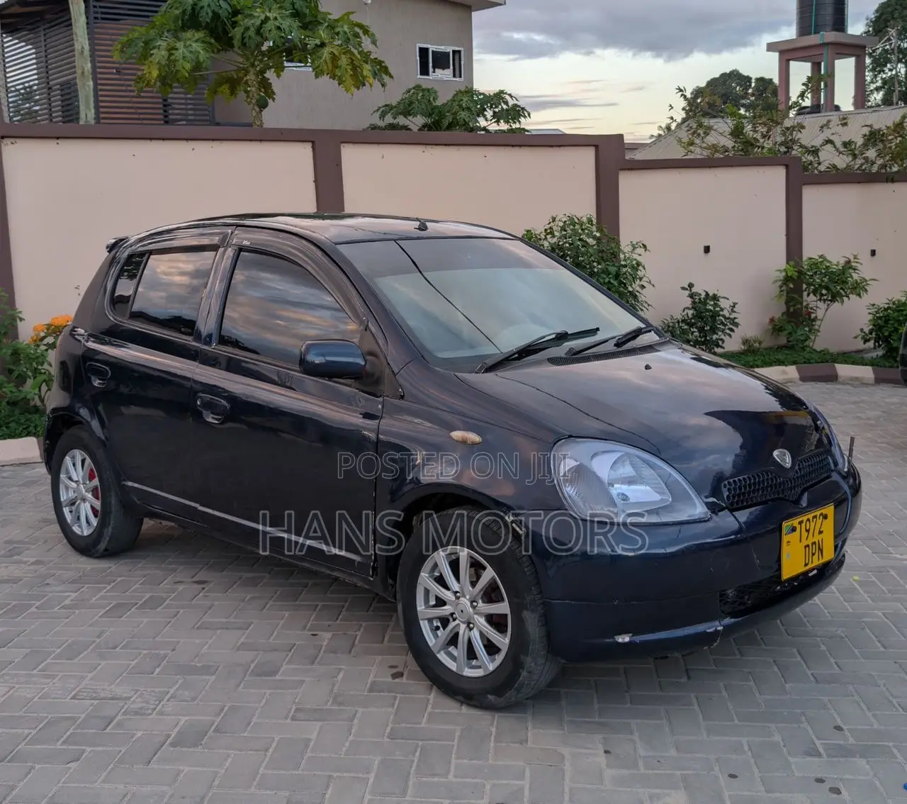 Toyota Vitz 2003 Black