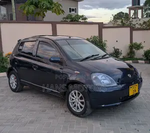 Toyota Vitz 2003 Black