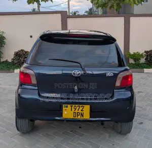Toyota Vitz 2003 Black